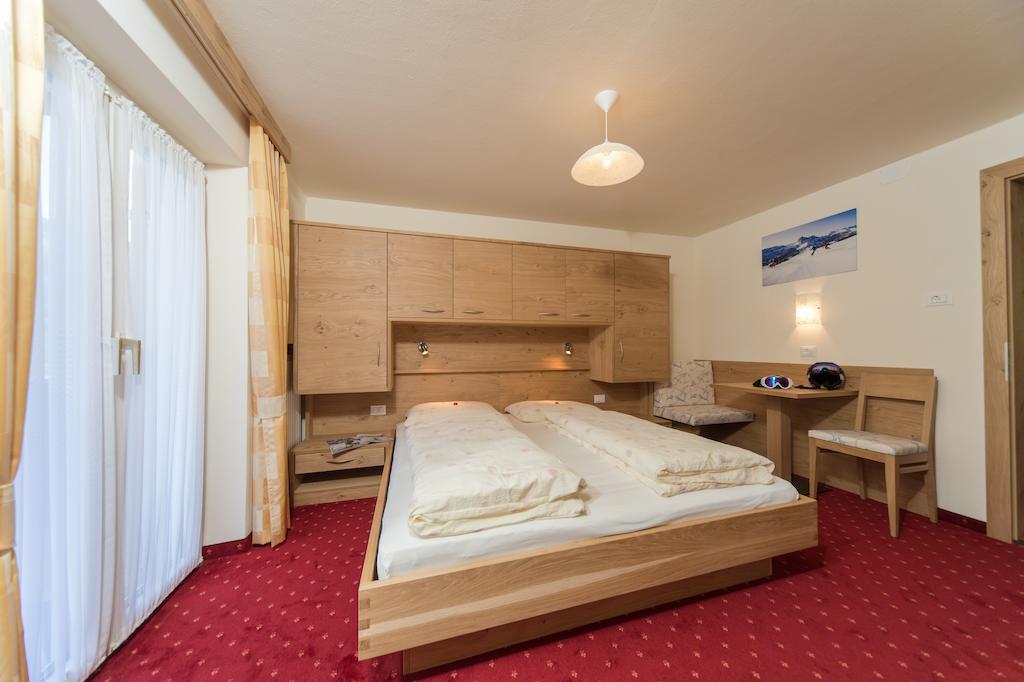 Kedul Lodge Santa Cristina Val Gardena 部屋 写真