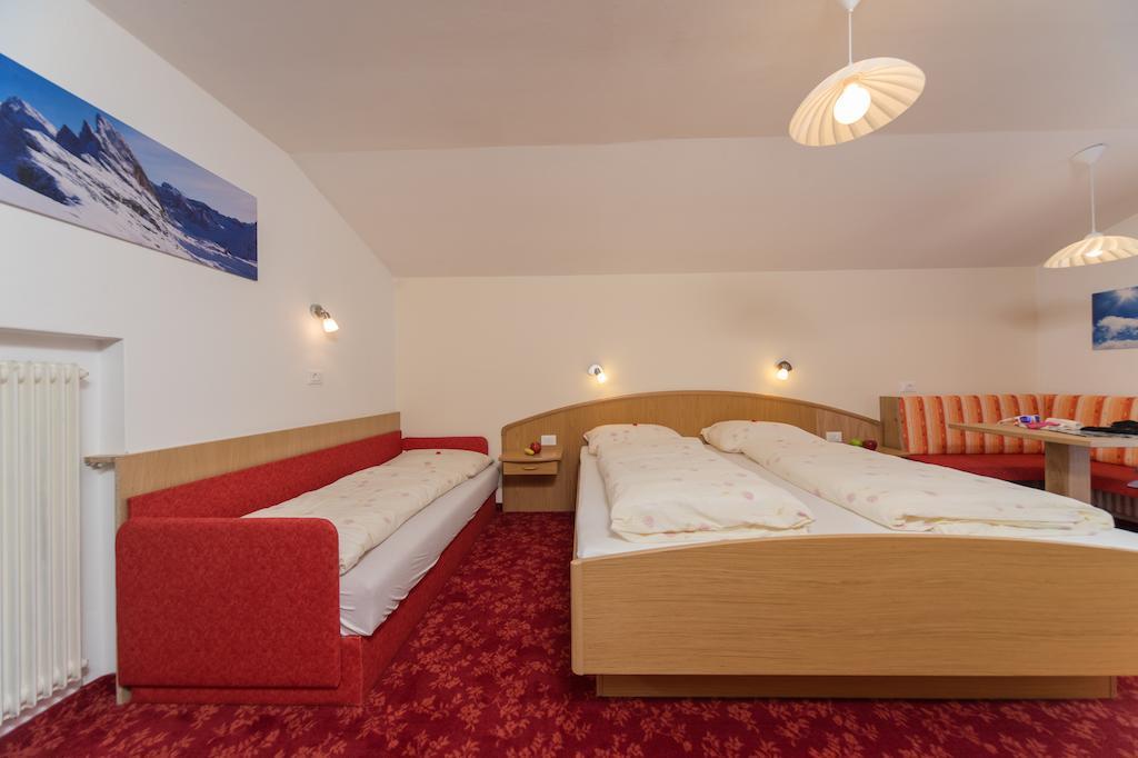 Kedul Lodge Santa Cristina Val Gardena 部屋 写真