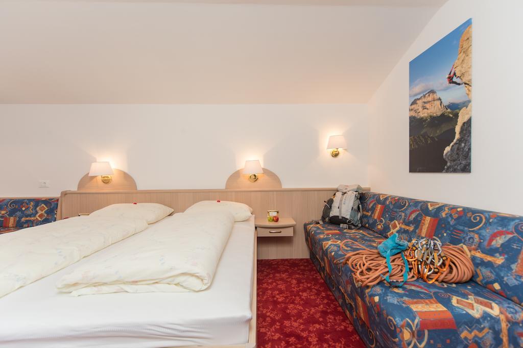 Kedul Lodge Santa Cristina Val Gardena 部屋 写真